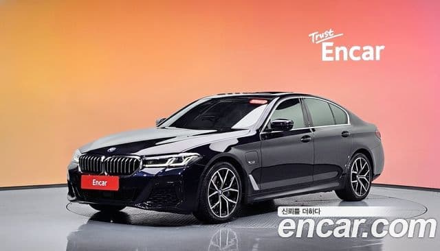 BMW 5 Series (G30)