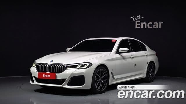 BMW 5 Series (G30)