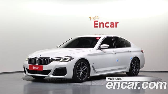 BMW 5 Series (G30)