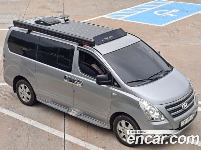 Hyundai Grand Starex