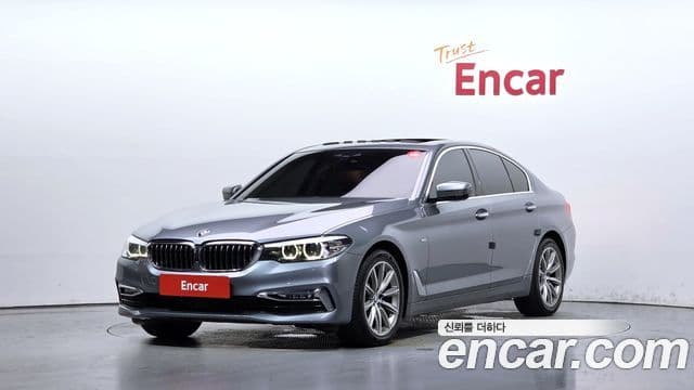 BMW 5 Series (G30)