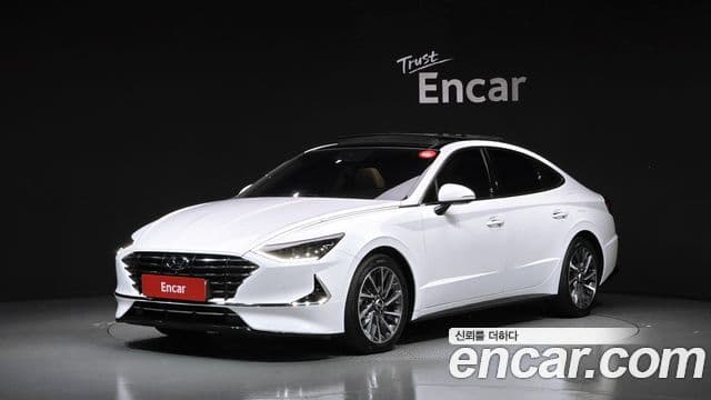 Hyundai Sonata (DN8)