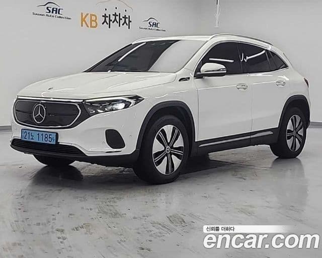Mercedes-Benz EQA H243
