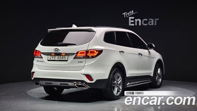 Hyundai The New Maxcruz 2