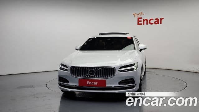 Volvo S90 3