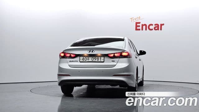Hyundai Avante AD 4