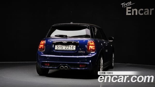MINI Cooper S 4