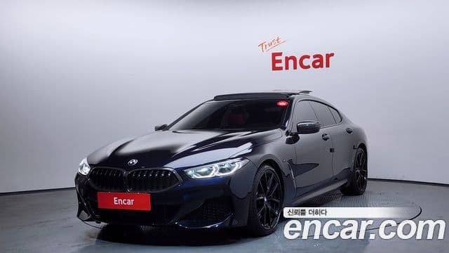 BMW 8 Series (G15)