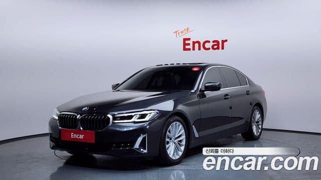 BMW 5 Series (G30)