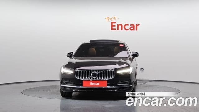 Volvo S90 3
