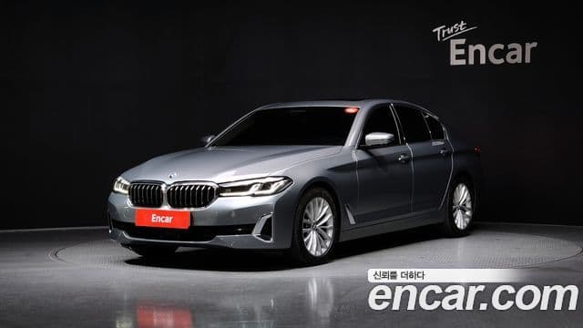 BMW 5 Series (G30)
