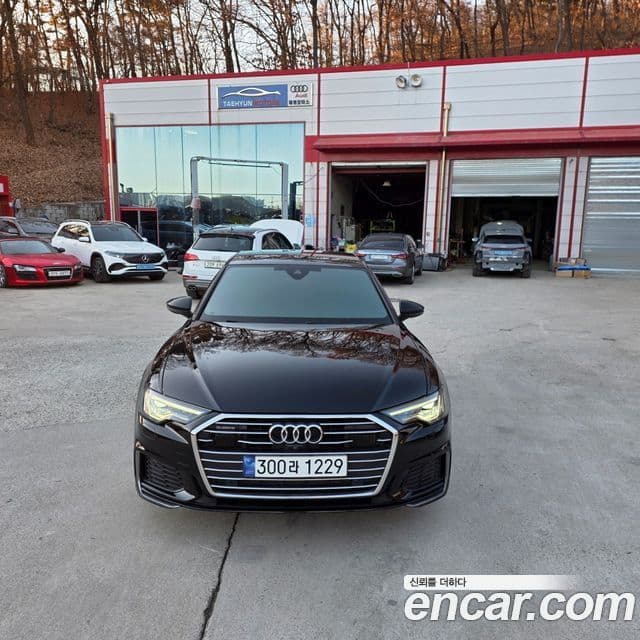 Audi A6 (C8)