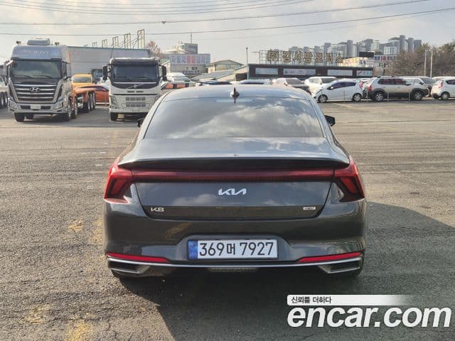 Kia K8 Hybrid 4