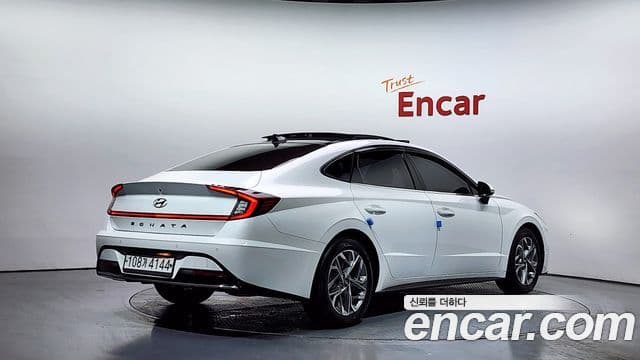 Hyundai Sonata (DN8) 2