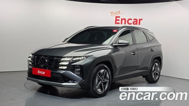 Hyundai The New Tucson Hybrid (NX4)