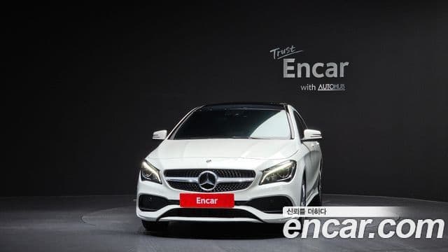 Mercedes-Benz CLA-Class C117 3
