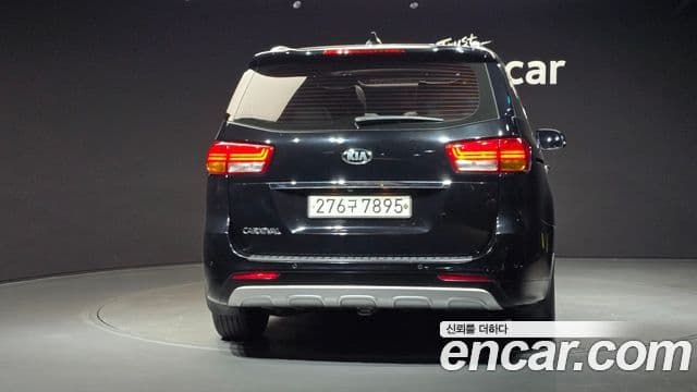 Kia All New Carnival 4