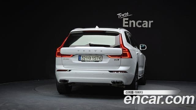 Volvo XC60 2nd Gen 4