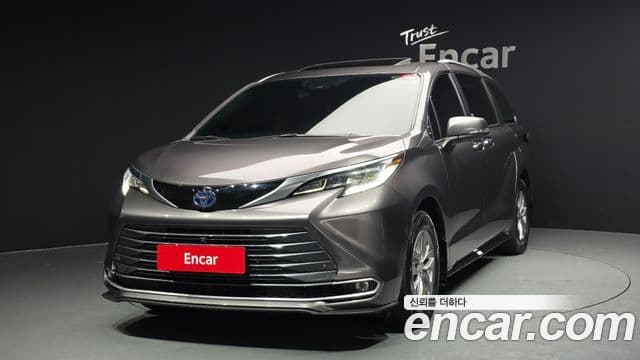 Toyota Sienna 4th Gen 1