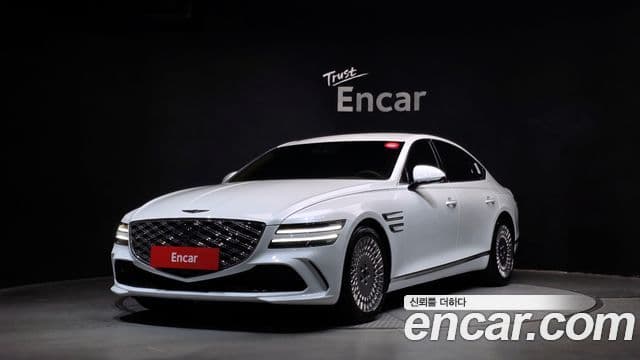 Genesis G80 (RG3)