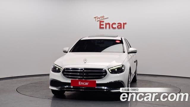Mercedes-Benz E-Class W213 3