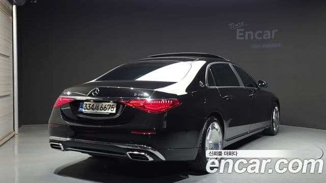 Mercedes-Benz S-Class W223 2