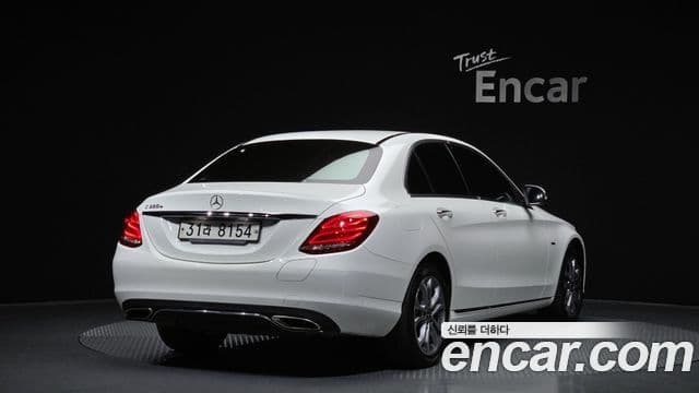 Mercedes-Benz C-Class W205 2