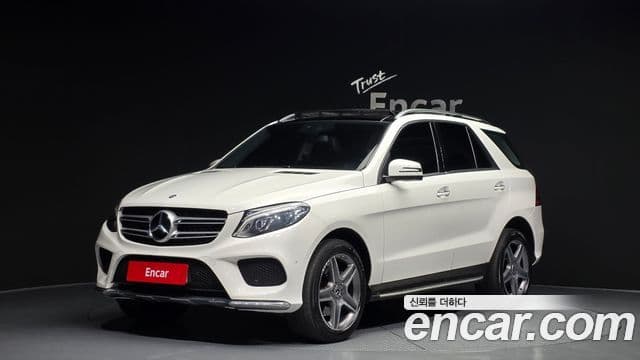 Mercedes-Benz GLE-Class W166
