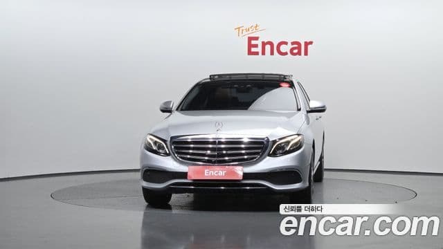 Mercedes-Benz E-Class W213 3