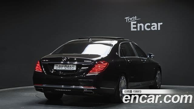Mercedes-Benz S-Class W222 2