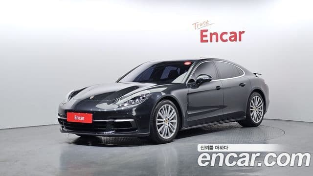 Porsche Panamera (971) 1