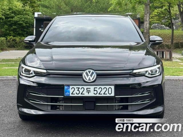 Volkswagen Golf 8th Gen 2