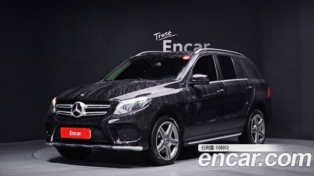 Mercedes-Benz GLE-Class W166