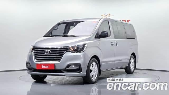 Hyundai The New Grand Starex