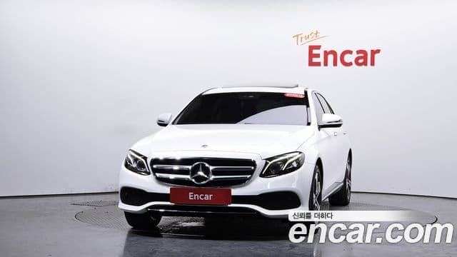 Mercedes-Benz E-Class W213 3