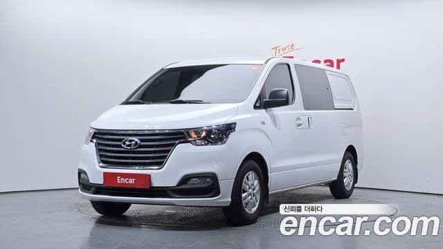 Hyundai The New Grand Starex