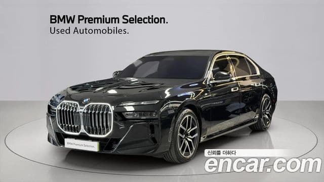 BMW 7 Series (G70)