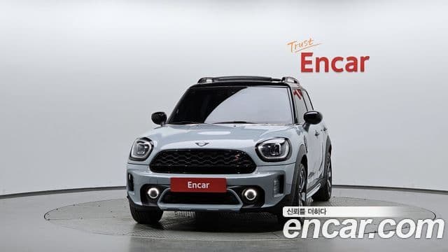 MINI Cooper S Countryman 3