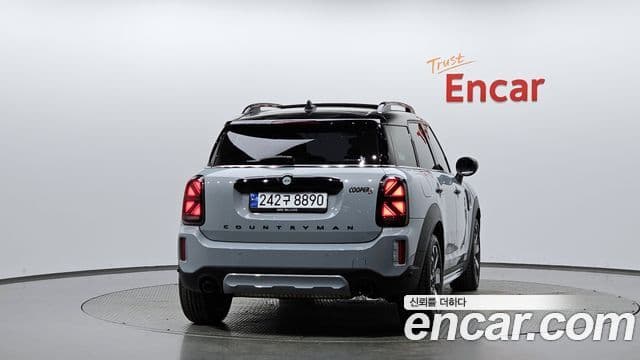 MINI Cooper S Countryman 4