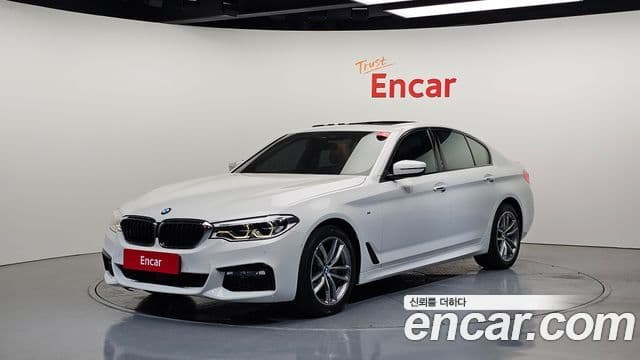 BMW 5 Series (G30)
