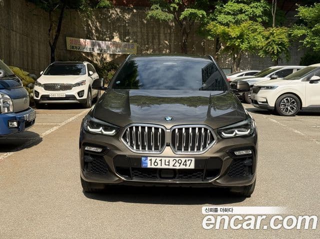 BMW X6 (G06)