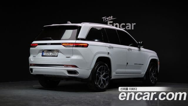 Jeep Grand Cherokee (WL) 2