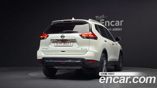 Nissan X-Trail 4