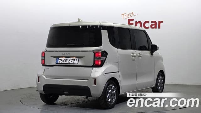 Kia The New Kia Ray 2