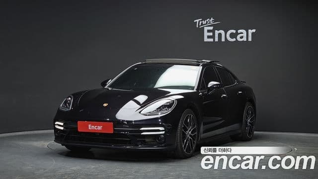 Porsche Panamera (971) 1