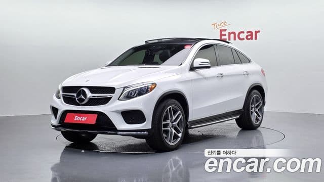 Mercedes-Benz GLE-Class W166 1