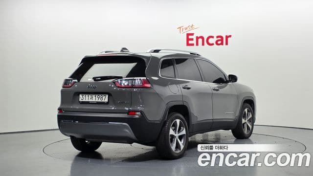 Jeep Cherokee (KL) 2