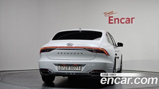 Hyundai The New Grandeur IG 4