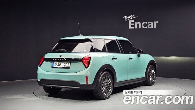 MINI Cooper C 4th Gen 2