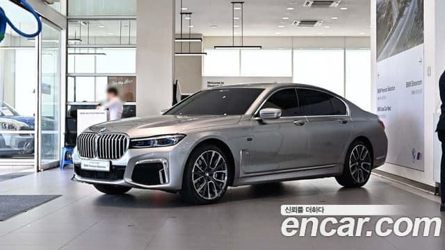 BMW 7 Series (G11)